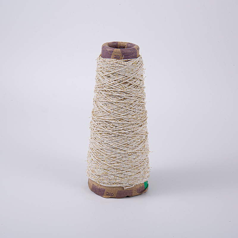 Timpla ng metal na sinulid na polyester